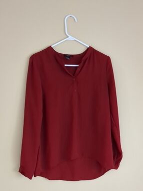 Small Forever 21 Red Long Sleeve Shirt Top